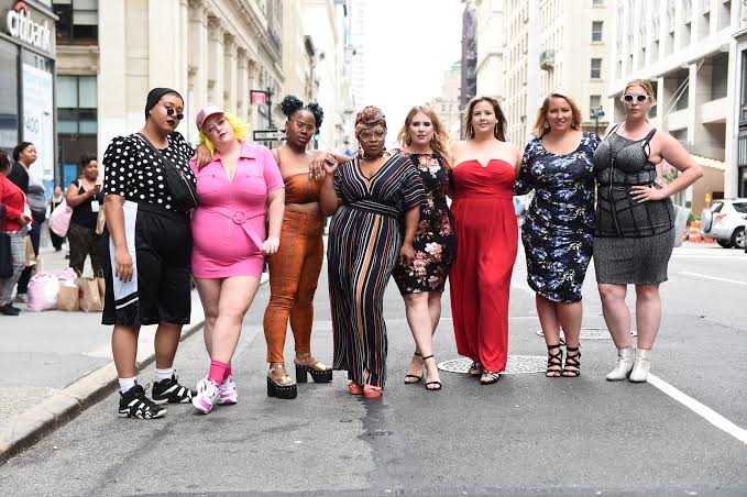 Plus size ladies wearing different types of outfit 